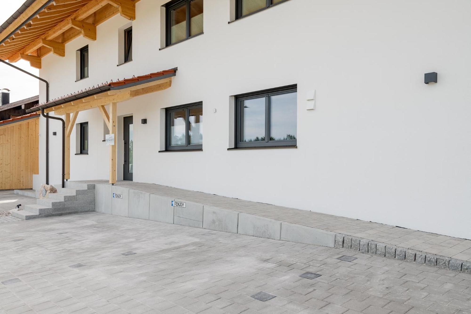 Fenjoy: Ferienapartment In Neubau / Balkon / Bbq Bernau am Chiemsee Bagian luar foto