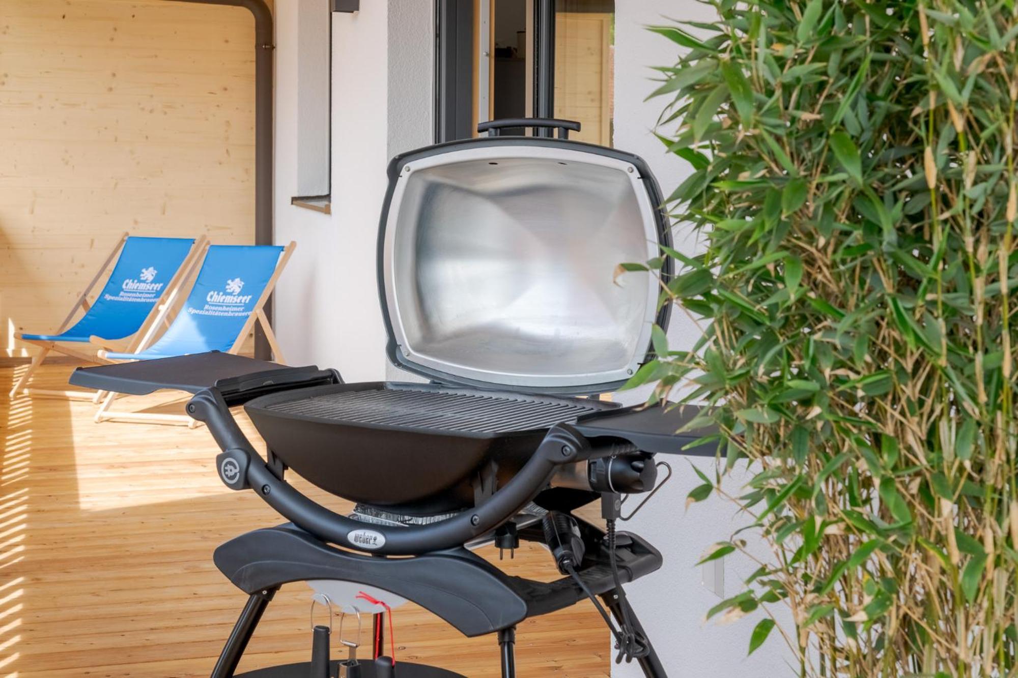 Fenjoy: Ferienapartment In Neubau / Balkon / Bbq Bernau am Chiemsee Bagian luar foto