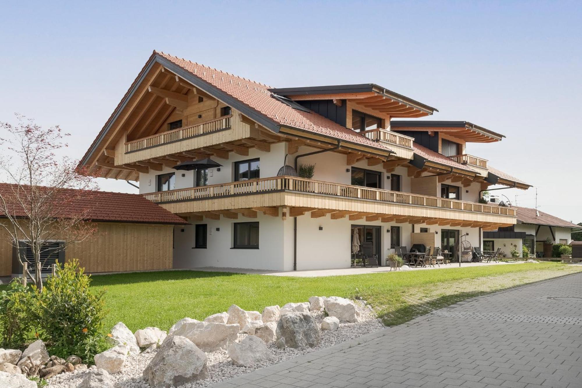Fenjoy: Ferienapartment In Neubau / Balkon / Bbq Bernau am Chiemsee Bagian luar foto